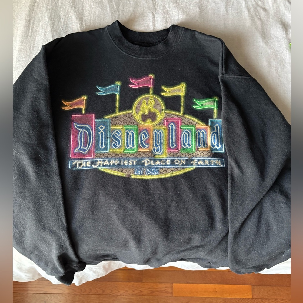 Rare Vintage Black Disneyland Sweatshirt